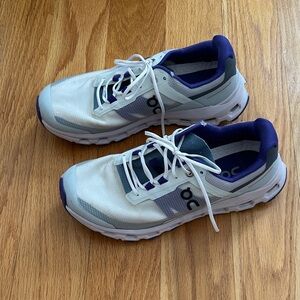 ON Women's Cloudtec Sneakers